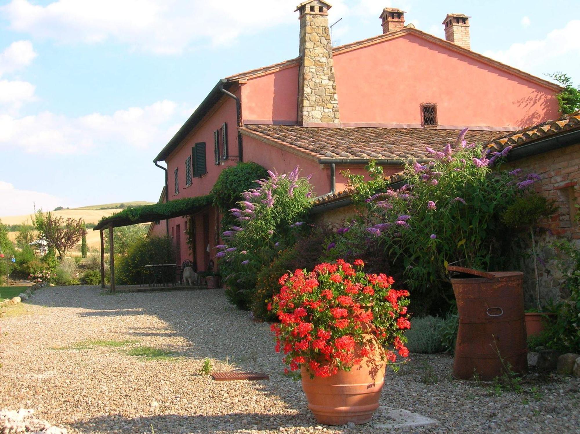 Sant'Alberto Campiglia dʼOrcia Exteriör bild