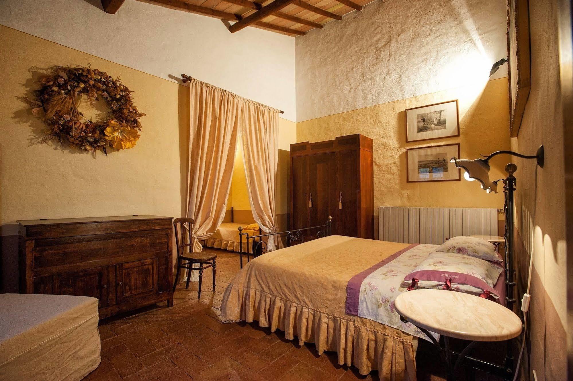 Sant'Alberto Campiglia dʼOrcia Exteriör bild
