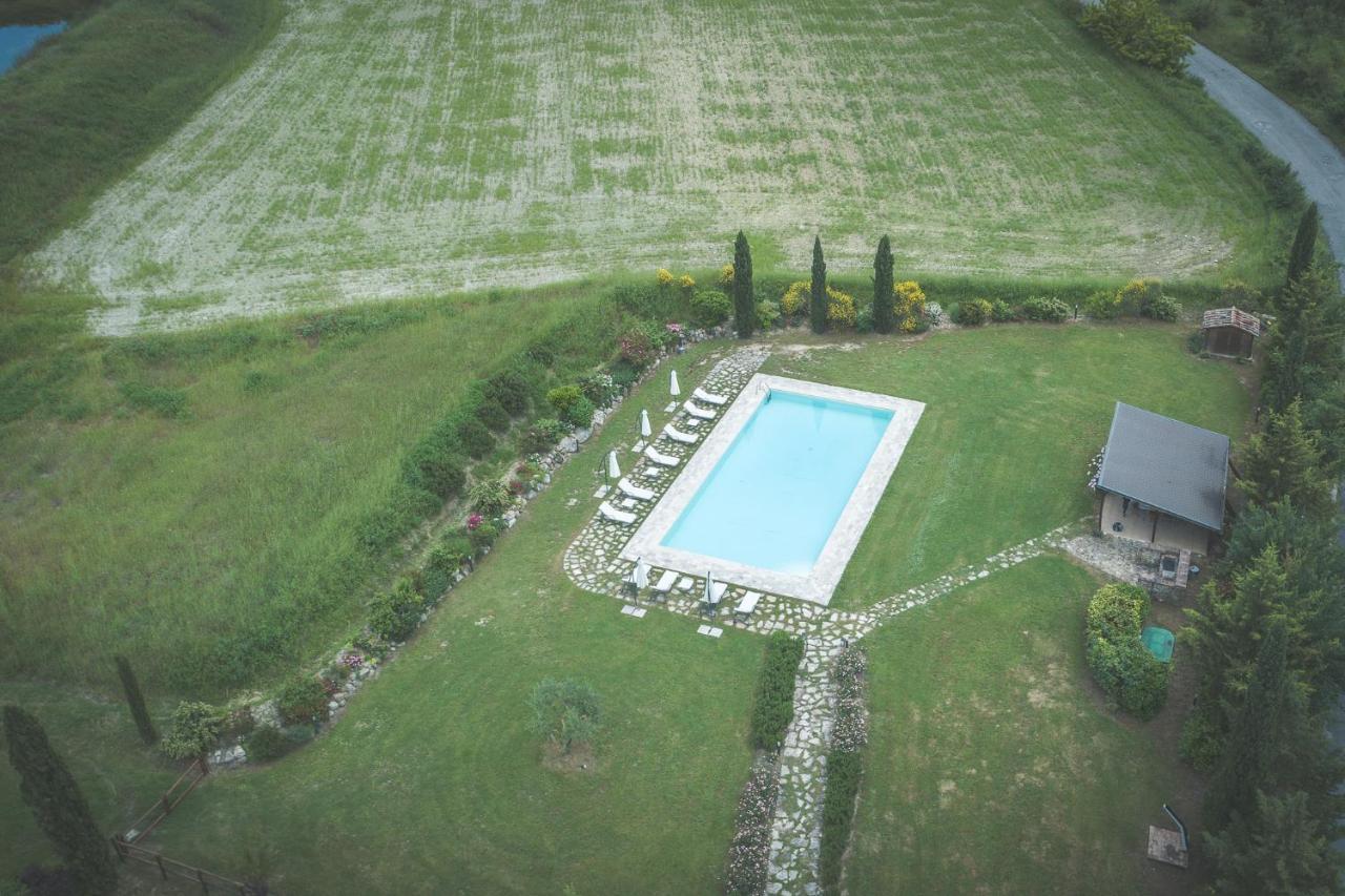 Sant'Alberto Campiglia dʼOrcia Exteriör bild